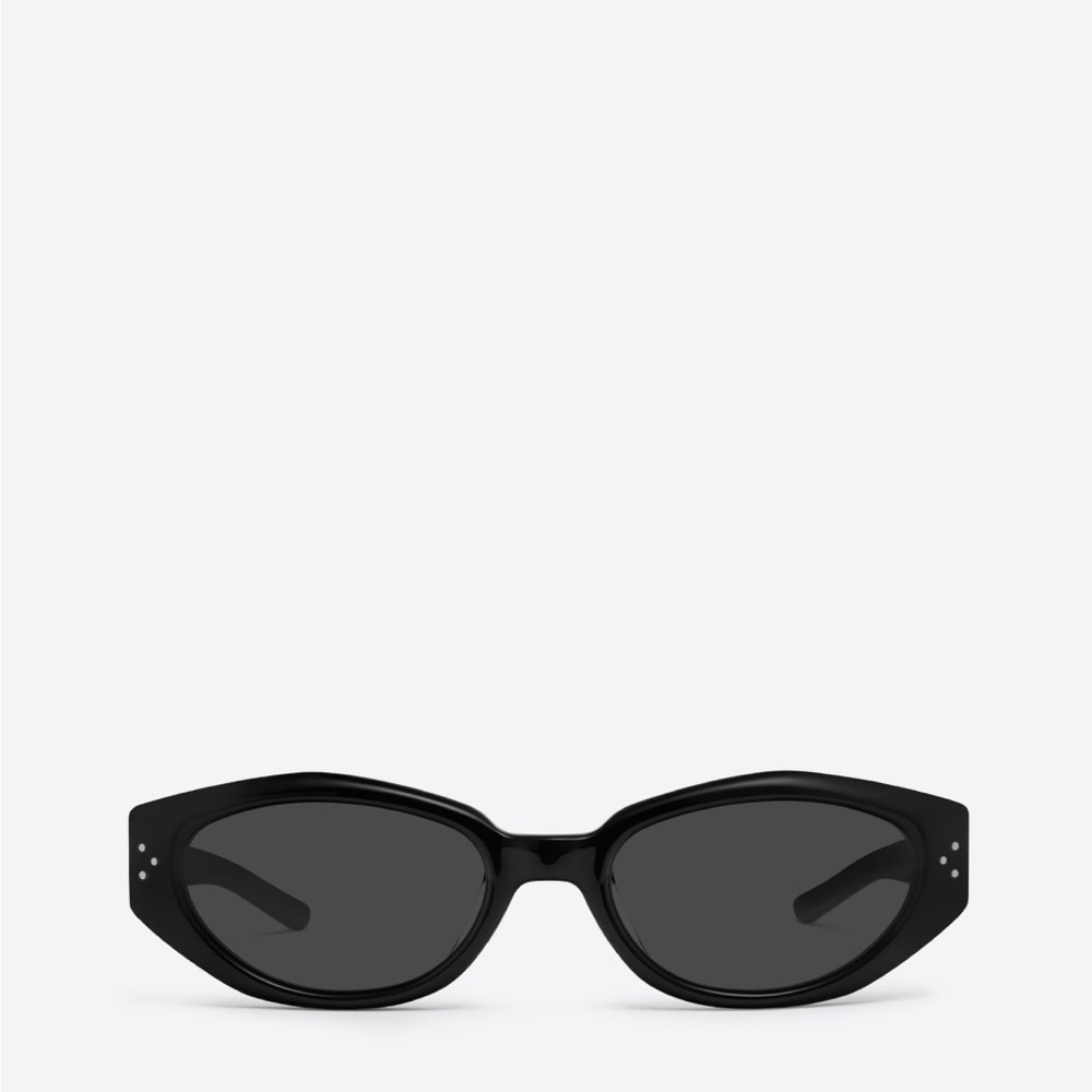 GENTLE MONSTER Dada 01 Black Cat-Eye Sunglasses
